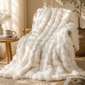 Luxury Faux Rabbit Fur Throw Blanket – Super Soft, Warm & Cozy Blanket for Home